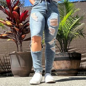 Kancan Distressed Skinny Jeans